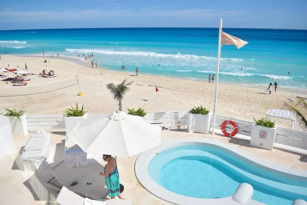 Estudio A Pie Playa, Increibles Vistas, Alberca, Gym, Jacuzzi, 3502 Cancun 0*,