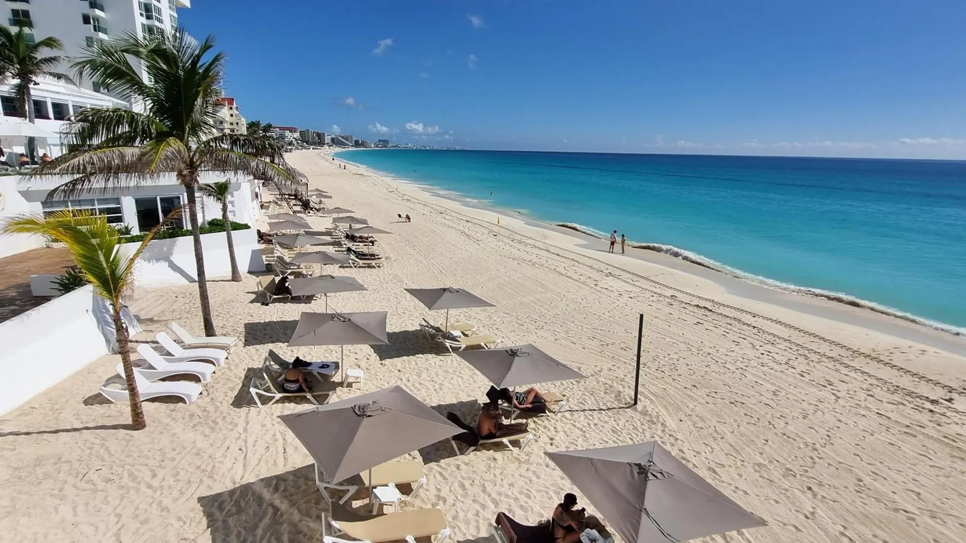 Estudio A Pie Playa, Increibles Vistas, Alberca, Gym, Jacuzzi, 3502 Cancun 0*,  Mexico