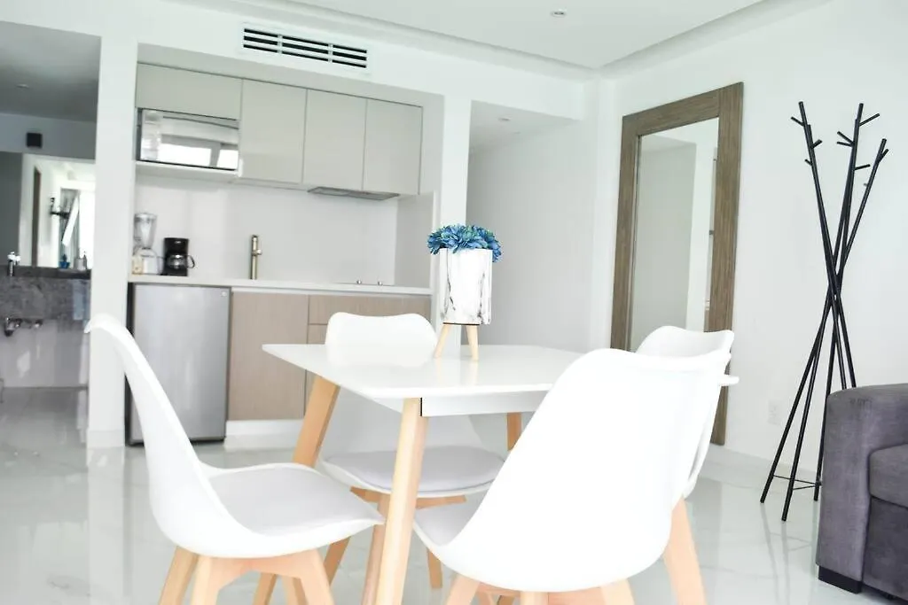 Apartment Estudio A Pie Playa, Increibles Vistas, Alberca, Gym, Jacuzzi, 3502 Cancun